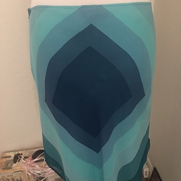 Skirt - Picture 4 of 6